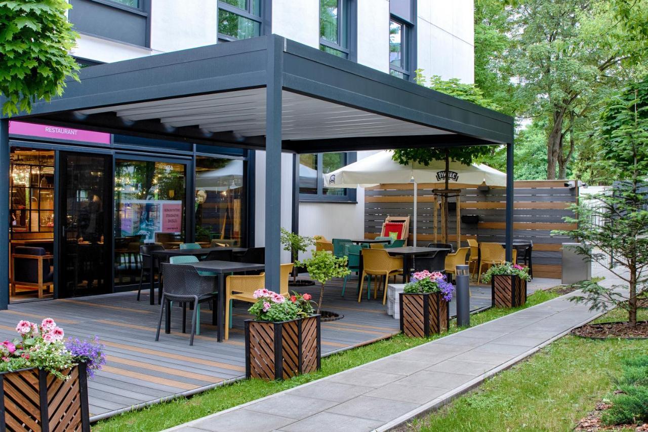 ไอบิส สไตล์ วอร์ซาวา เซนทรุม Hotel วอร์ซอ ภายนอก รูปภาพ
