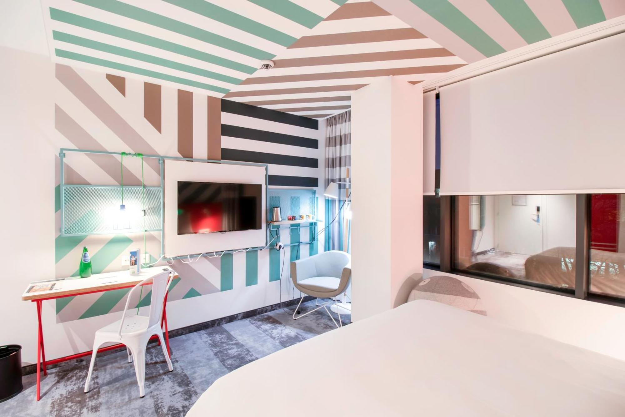ไอบิส สไตล์ วอร์ซาวา เซนทรุม Hotel วอร์ซอ ภายนอก รูปภาพ