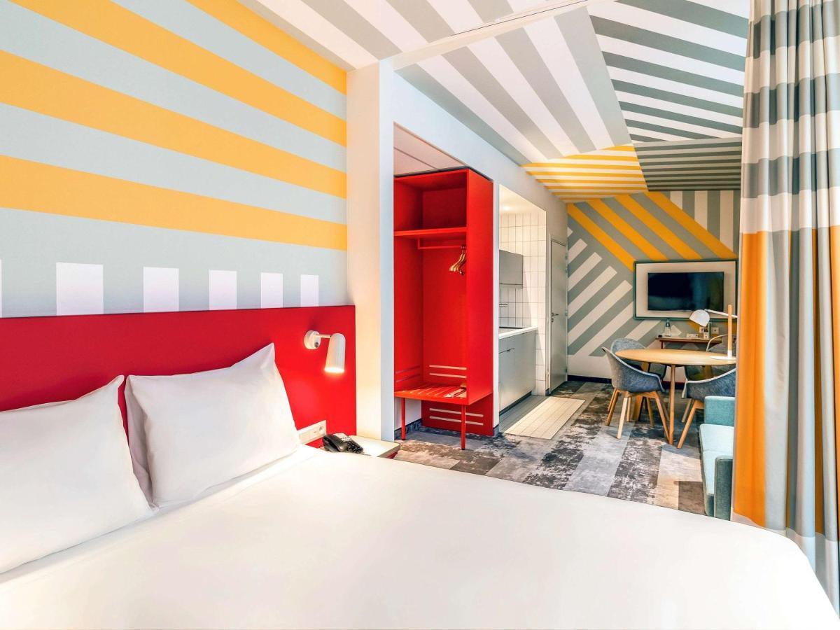 ไอบิส สไตล์ วอร์ซาวา เซนทรุม Hotel วอร์ซอ ภายนอก รูปภาพ