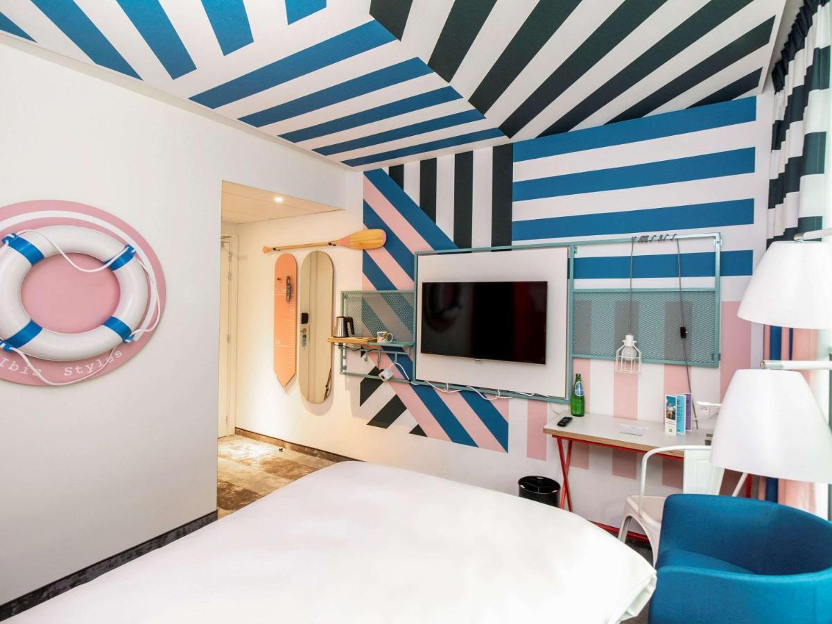 ไอบิส สไตล์ วอร์ซาวา เซนทรุม Hotel วอร์ซอ ภายนอก รูปภาพ